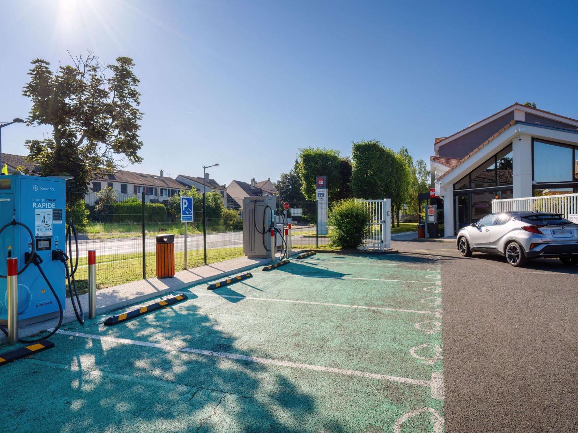 塞尔吉蓬图瓦兹乐港宜必思酒店 Cergy-Pontoise 外观 照片